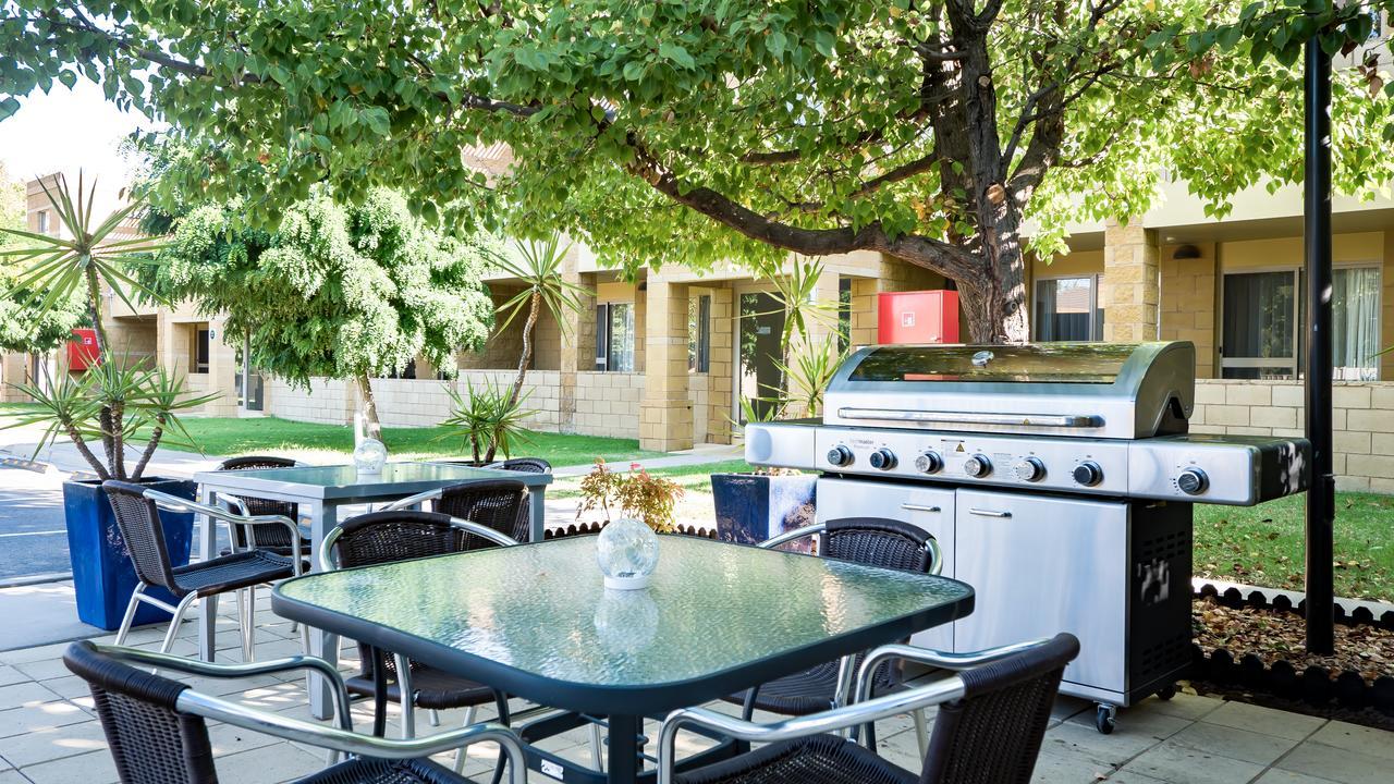 Quest Wagga Wagga Aparthotel Екстериор снимка