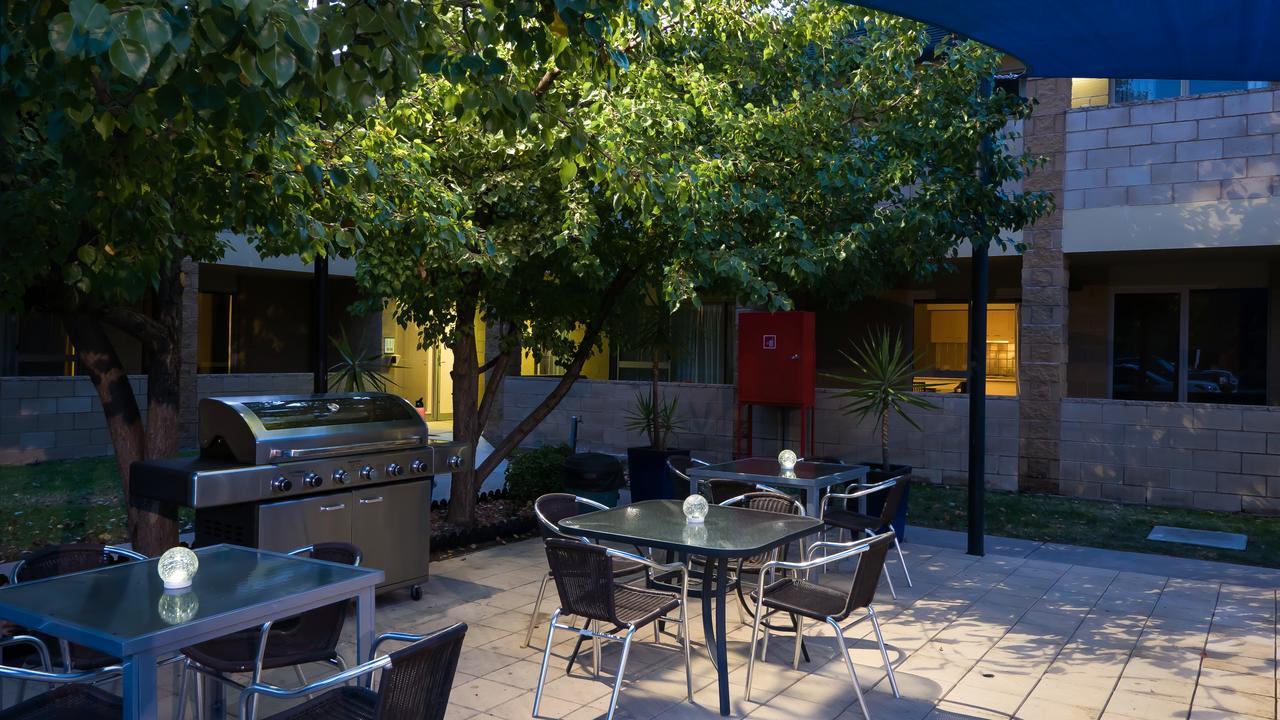 Quest Wagga Wagga Aparthotel Екстериор снимка